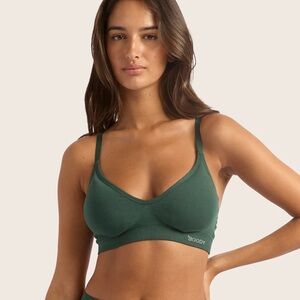 NWT Boody Wireless T-Shirt Bra - Emerald Green B-D Cup